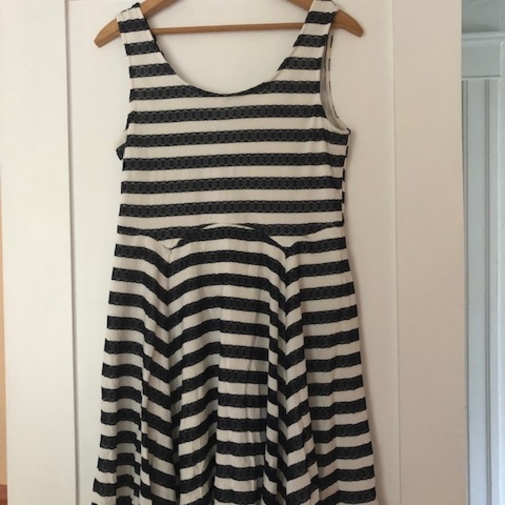 Doe & Rae Black and White Striped Top
